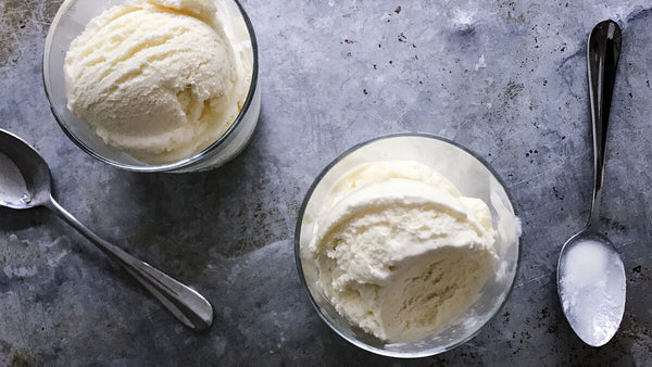 Glace à la vanille toute simple