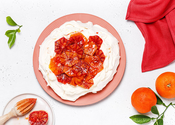 Pavlova à l'orange sanguine et à la grenade