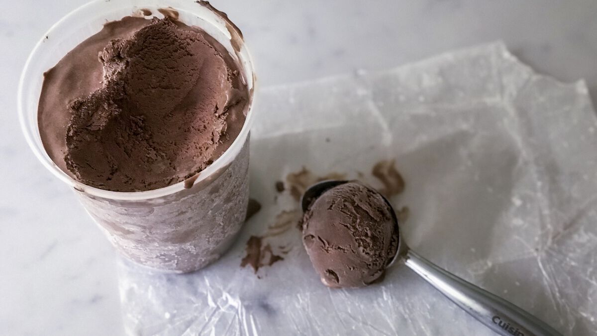Glace au chocolat toute simple