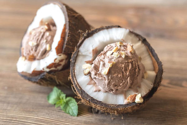 Glace coco-amandes et chocolat sans produits laitiers